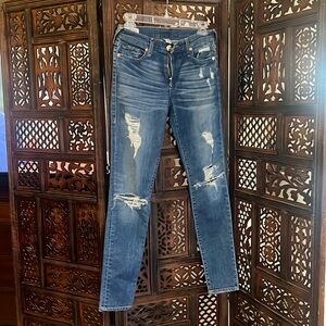 Women’s True Religion Medium Blue Halle Mid Rise Super Skinny Jeans. Size 25